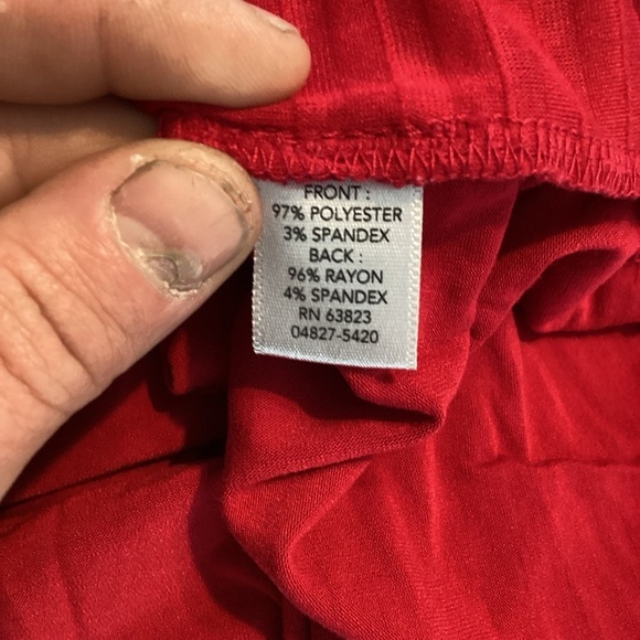 Christopher & Banks Red Ruffle Textured Tank Top Large - Picture 6 of 6